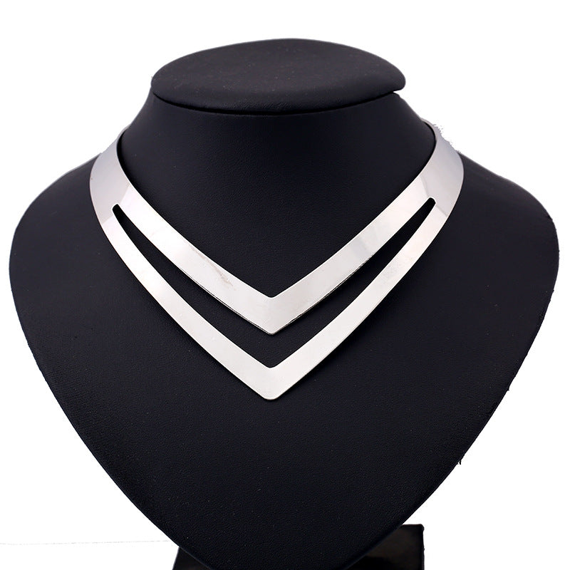 Metal Statement V Collar Necklace